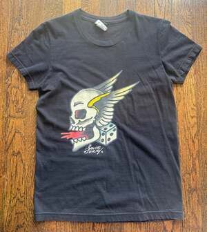VINTAGE ‘00s Sailor Jerry Tattoo Flash Winged Skull and Dice Black SMALL T-Shirt